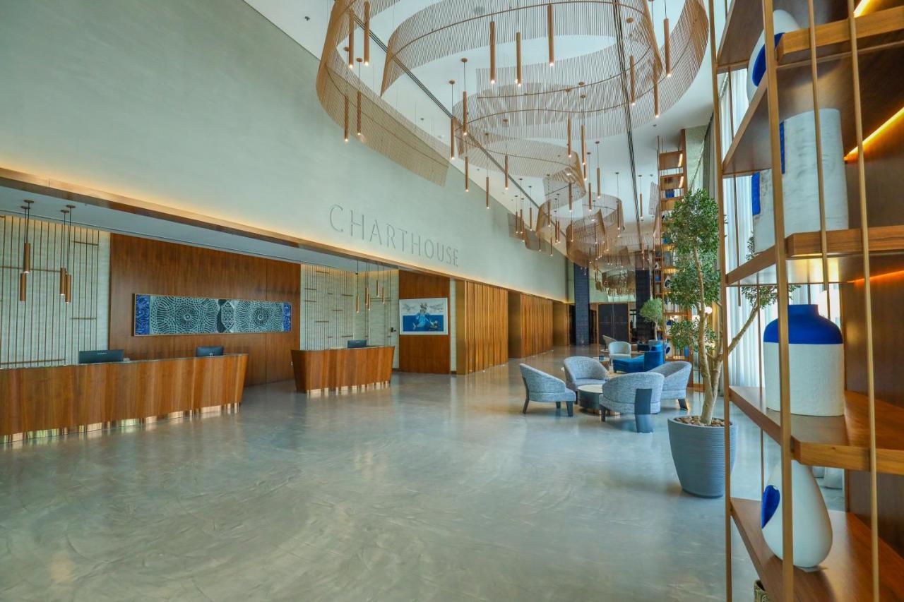 Charthouse Bahrain Hotel Al-Manamah Bagian luar foto The lobby of the hotel