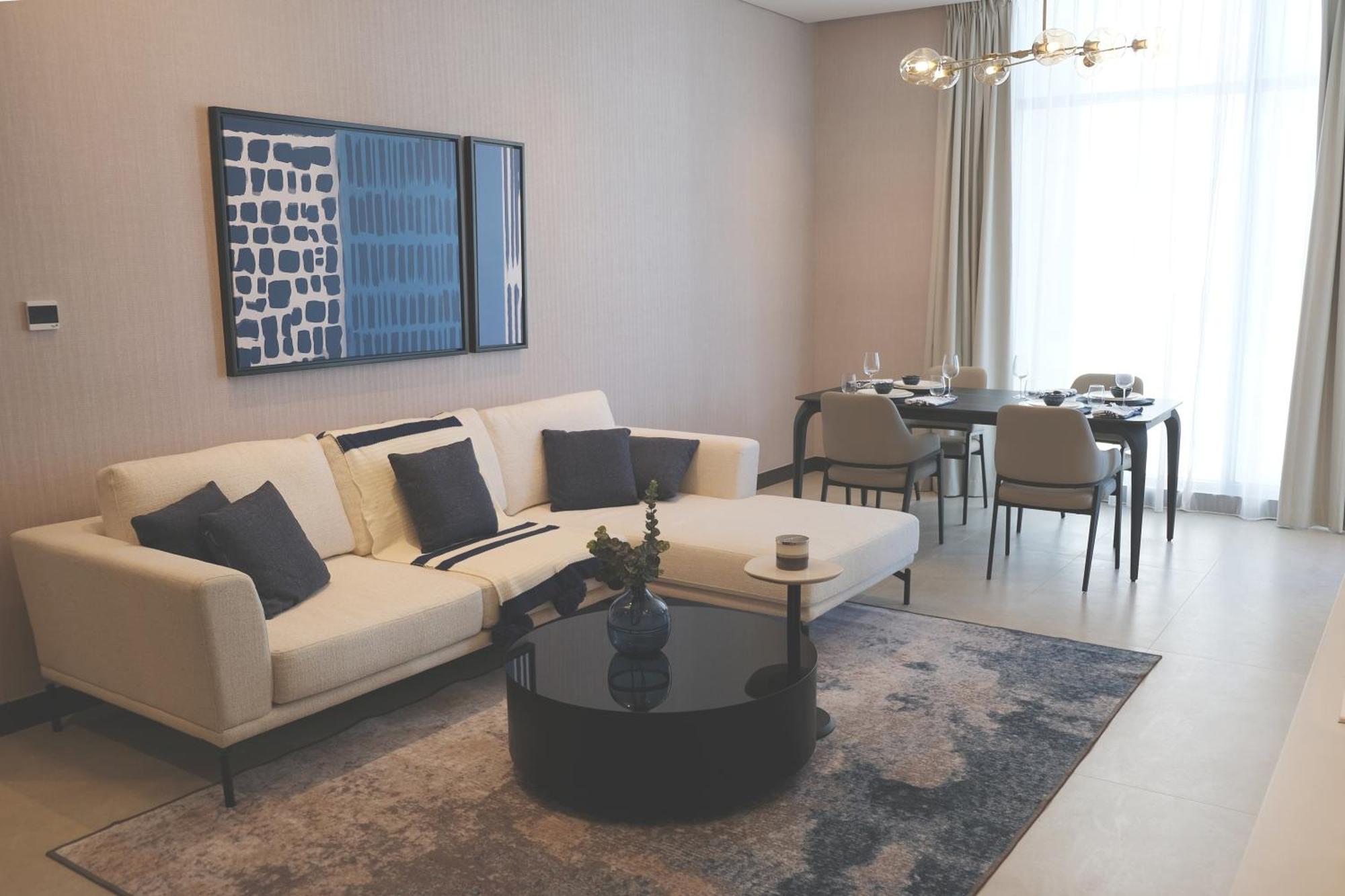 Charthouse Bahrain Hotel Al-Manamah Bagian luar foto Living room